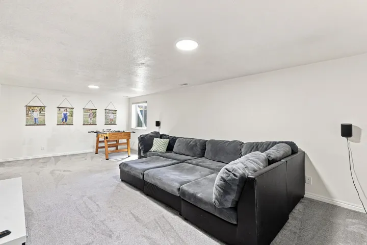 356 E 570 N, Hyde Park, Utah 84318