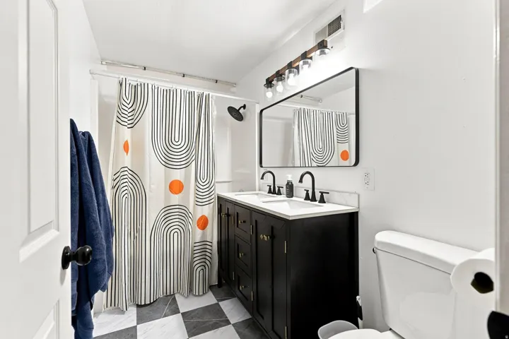 356 E 570 N, Hyde Park, Utah 84318