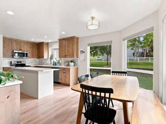 356 E 570 N, Hyde Park, Utah 84318
