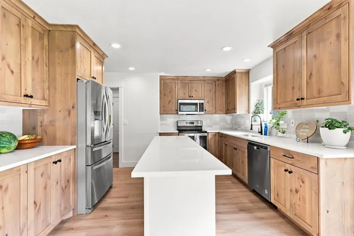 356 E 570 N, Hyde Park, Utah 84318