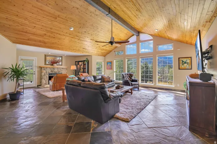 Full mountain views from floor to ceiling wall of windows