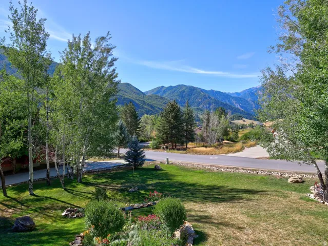 9065 Meadow Dr, Sundance, Utah 84604