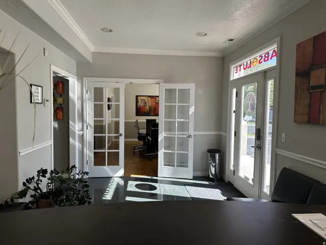 Crown molding and chair rail accents