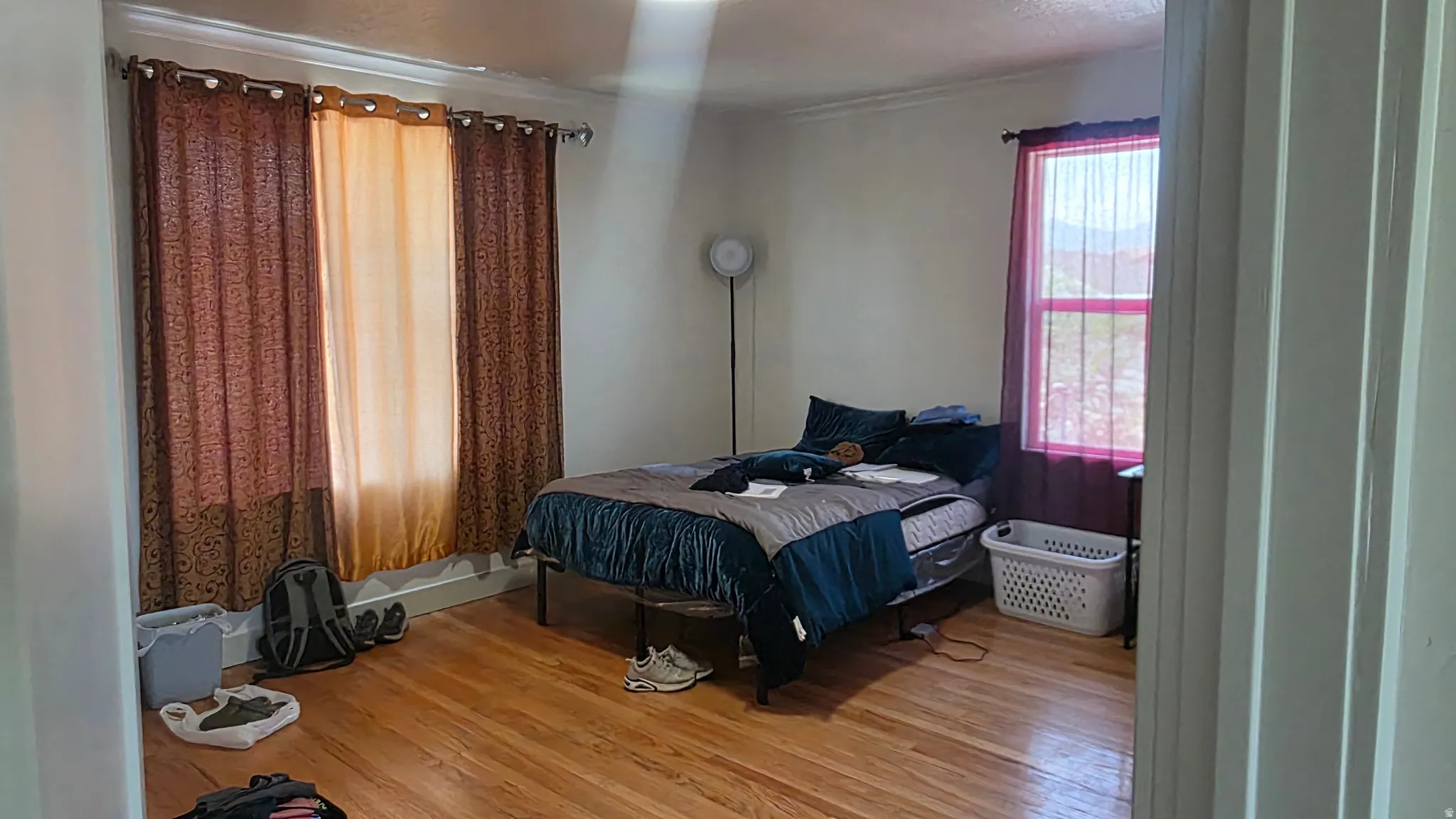 Wood-finish flooring with crown molding
