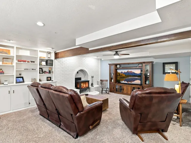 568 E Center St, Providence, Utah 84332