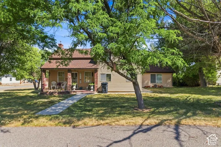 107 E 200 N, Mt Pleasant, Utah 84647