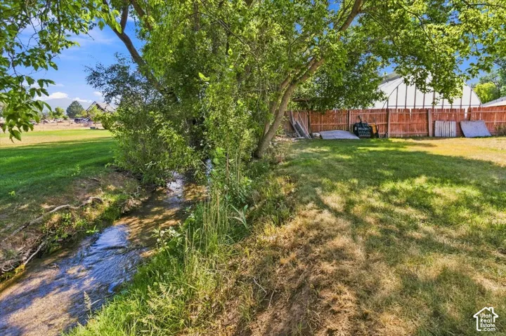 107 E 200 N, Mt Pleasant, Utah 84647