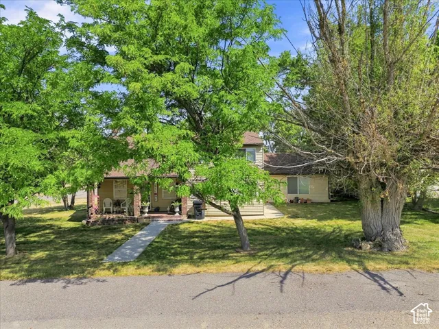107 E 200 N, Mt Pleasant, Utah 84647