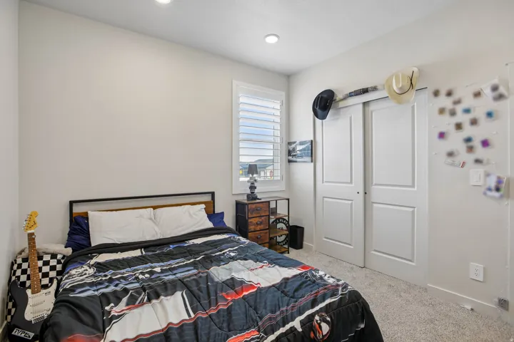 219 N Hatchet Dr, Grantsville, Utah 84029