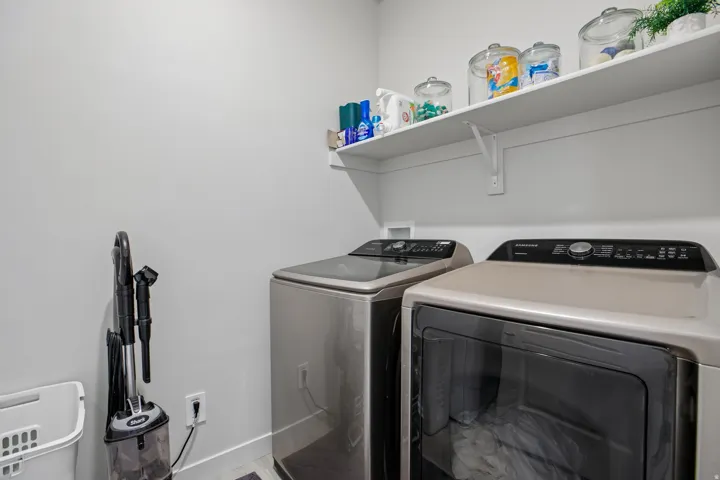 219 N Hatchet Dr, Grantsville, Utah 84029