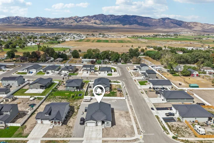 219 N Hatchet Dr, Grantsville, Utah 84029