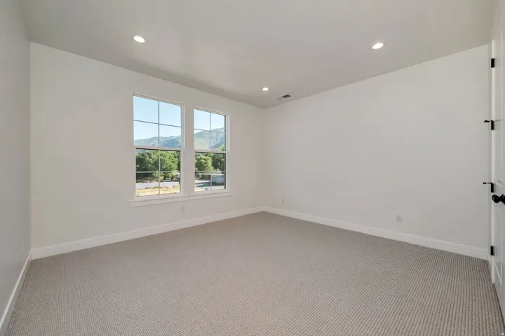 461 W Summerhill Ln, Centerville, Utah 84014