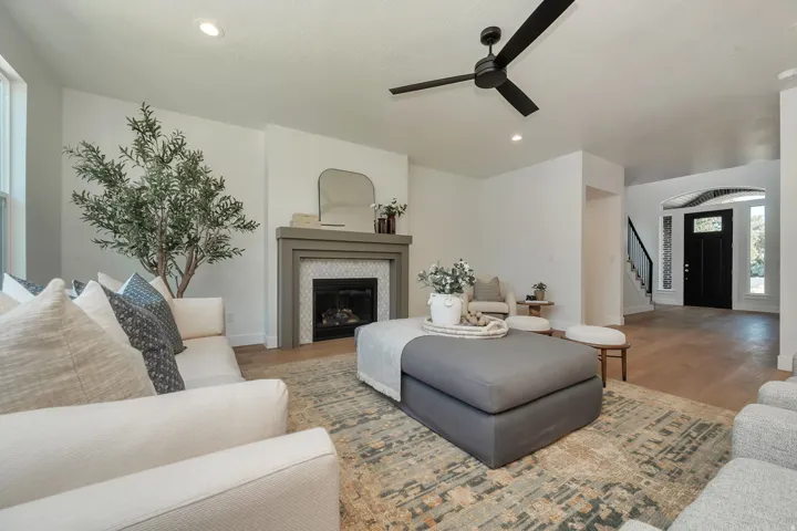 461 W Summerhill Ln, Centerville, Utah 84014