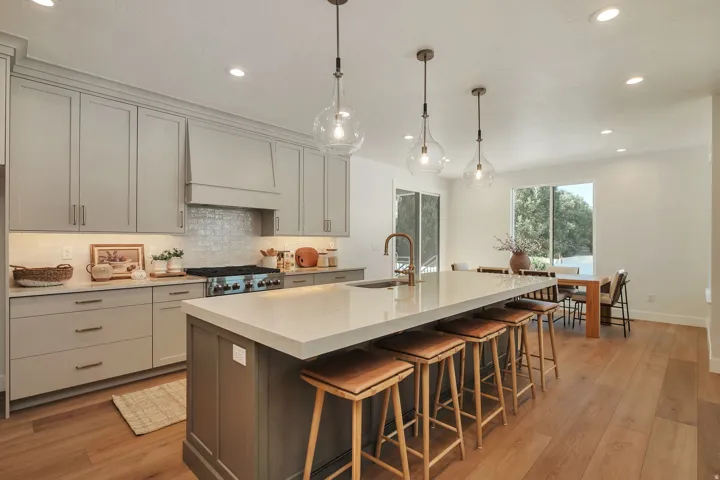 461 W Summerhill Ln, Centerville, Utah 84014
