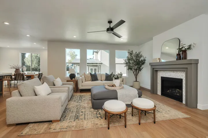 461 W Summerhill Ln, Centerville, Utah 84014