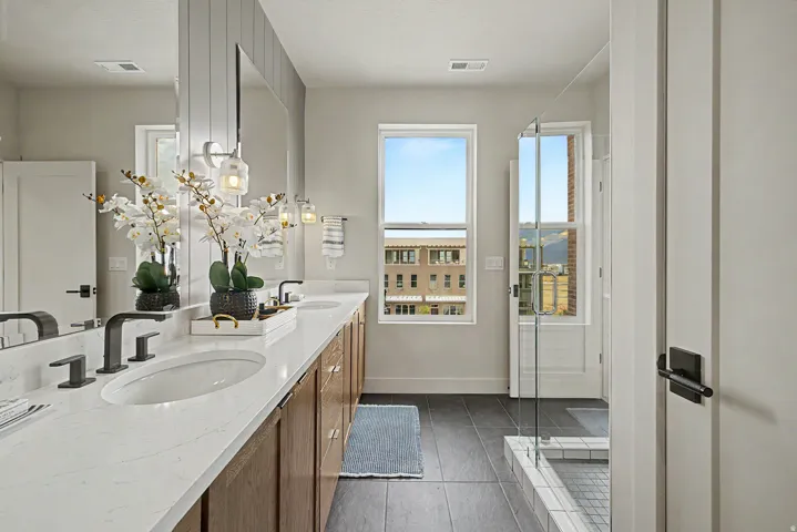 5346 W Center Field Dr #107, South Jordan, Utah 84009