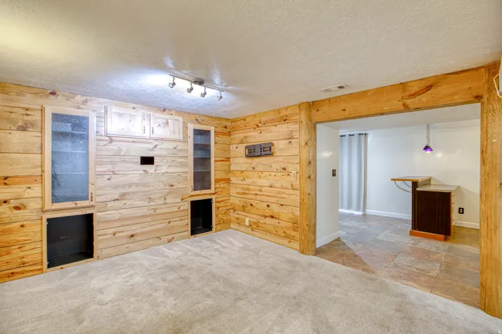2487 W Dutch Draw Dr, Taylorsville, Utah 84129