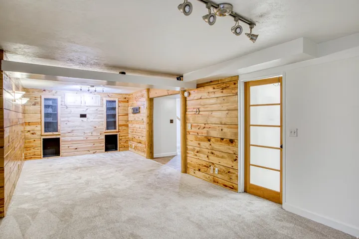 2487 W Dutch Draw Dr, Taylorsville, Utah 84129
