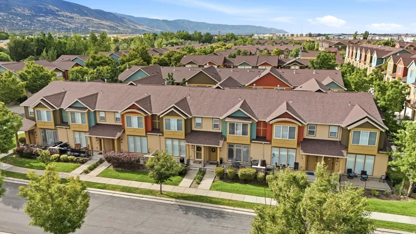 897 W Waterside Dr, Farmington, Utah 84025