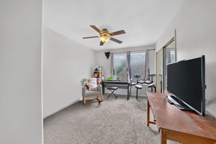 897 W Waterside Dr, Farmington, Utah 84025