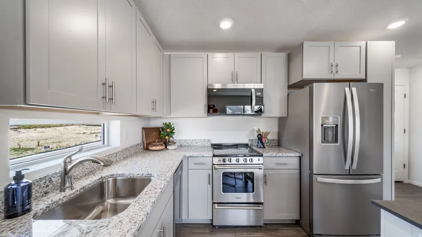 552 N Mule Deer Pl, Saratoga Springs, Utah 84045