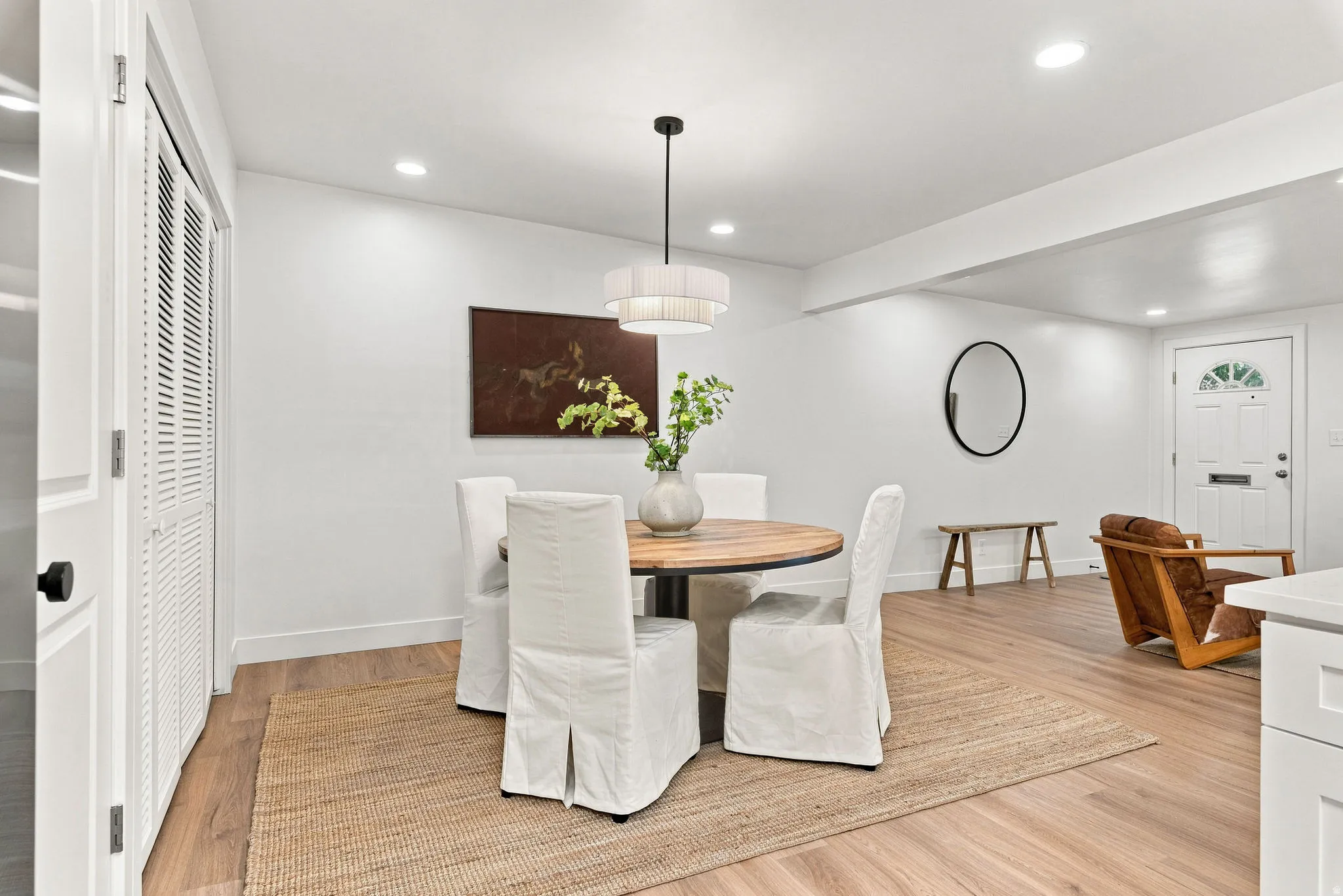huge pantry and closet space