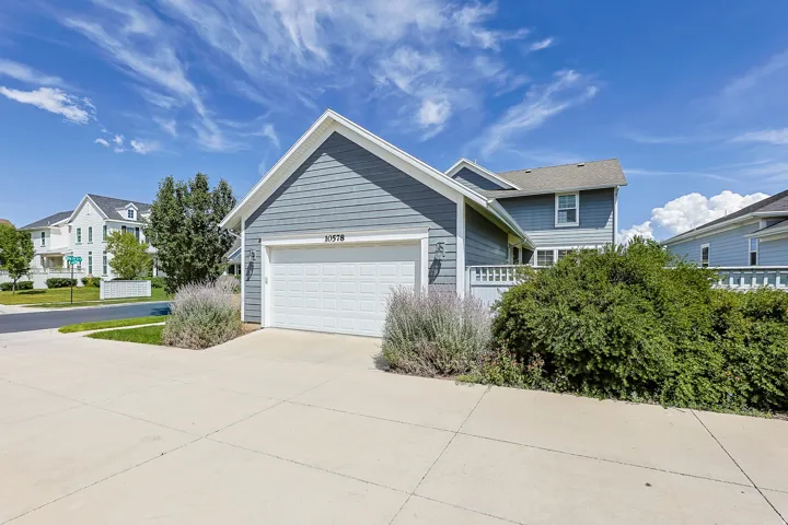 Attached Garage