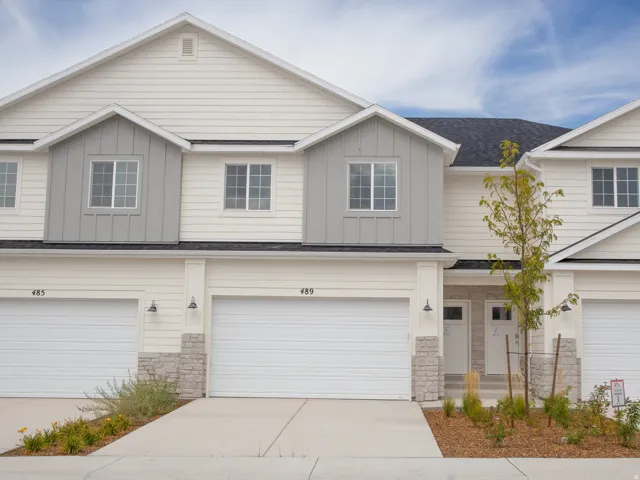 View of front of the townhome