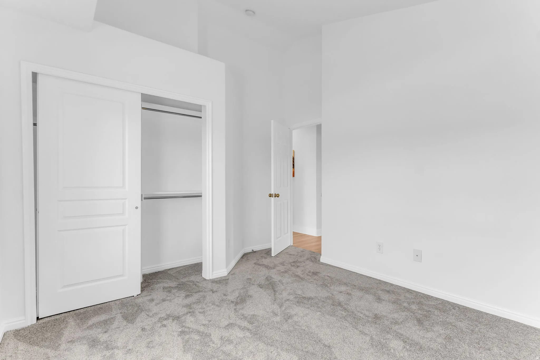 Neutral paint palette with carpet flooring