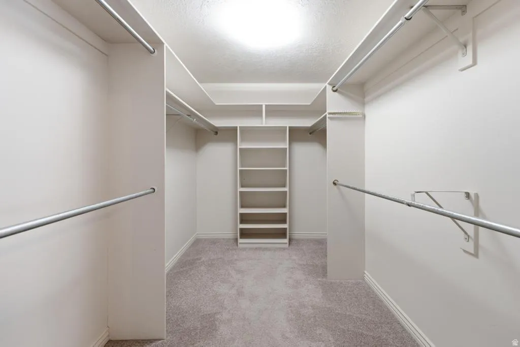 primary walk in closet