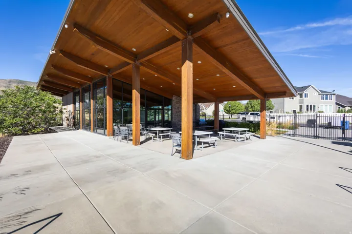 Have family gatherings, birthday parties and events at clubhouse