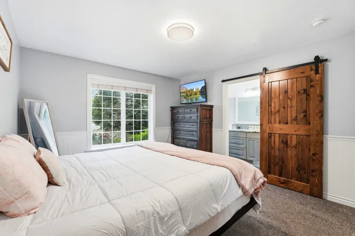 910 W Garden Cir, Nibley, Utah 84321