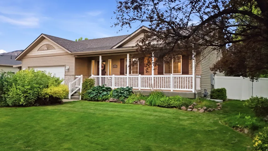 910 W Garden Cir, Nibley, Utah 84321
