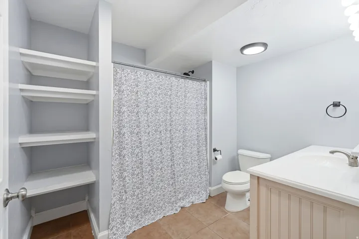 910 W Garden Cir, Nibley, Utah 84321