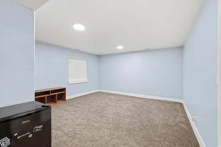 910 W Garden Cir, Nibley, Utah 84321