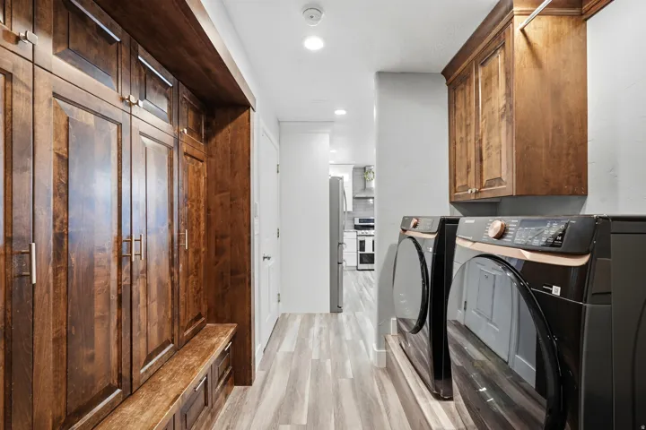 910 W Garden Cir, Nibley, Utah 84321
