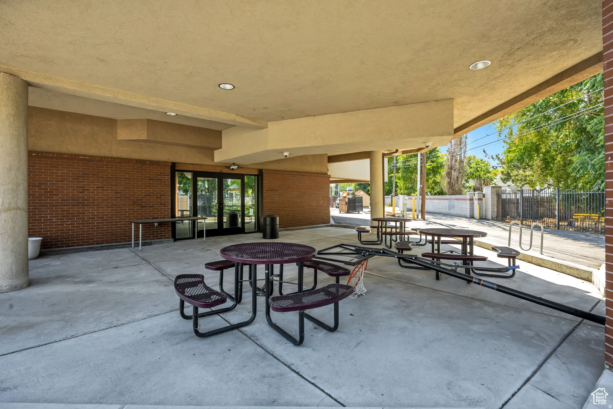 Back covered patio area