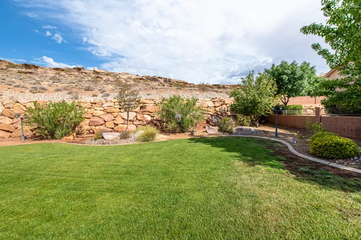 2745 E Rasmussen Dr, St. George, Utah 84790