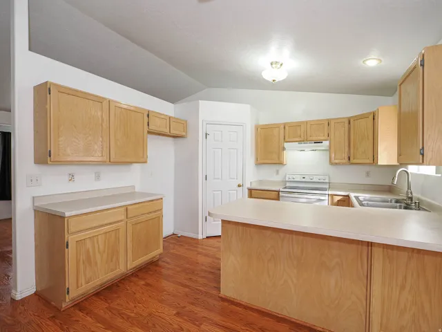 554 N 7th St, Tooele, Utah 84074