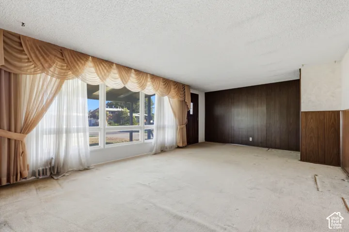 1487 W Mango Rd, Taylorsville, Utah 84123