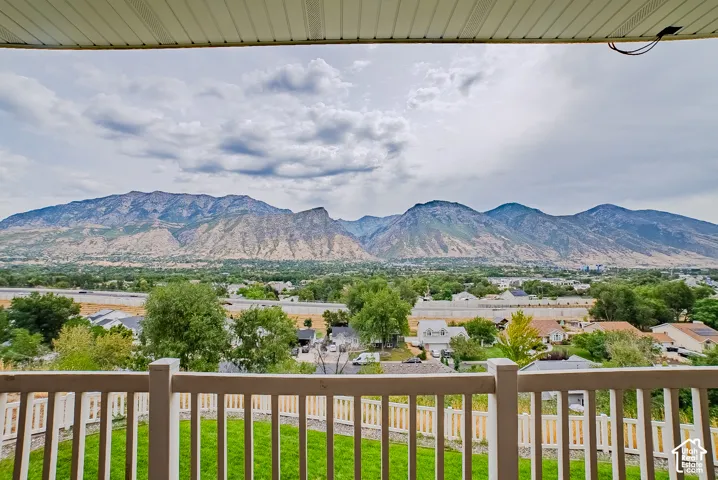 Balcony Views!