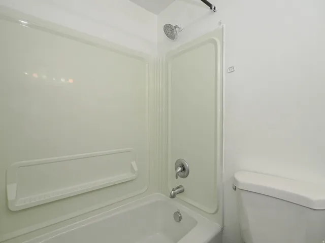 Guest Bathroom 2