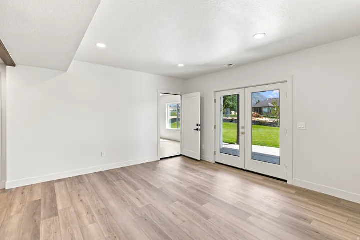 846 E 400 N, Salem, Utah 84653