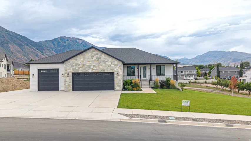 846 E 400 N, Salem, Utah 84653