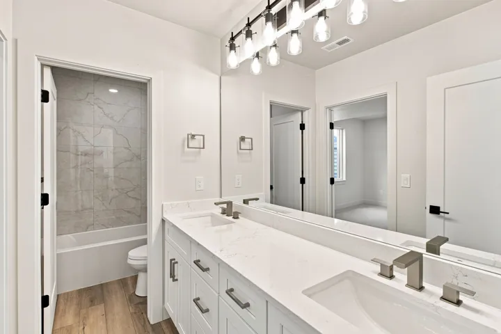 846 E 400 N, Salem, Utah 84653