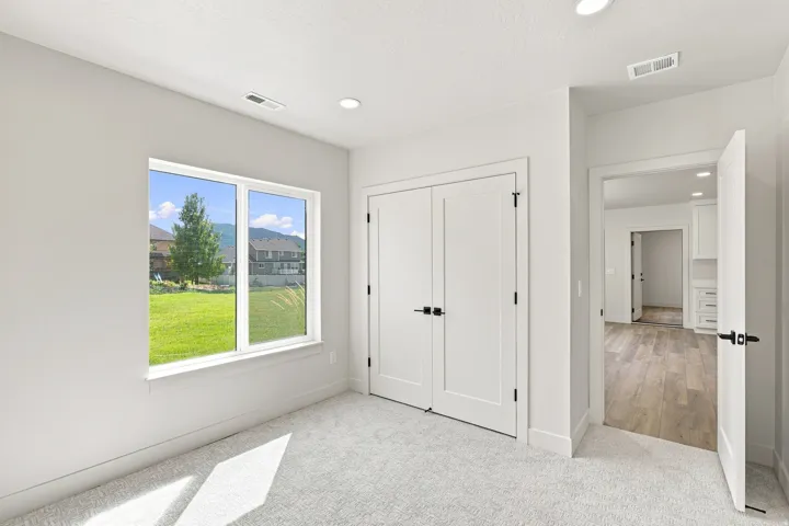 846 E 400 N, Salem, Utah 84653