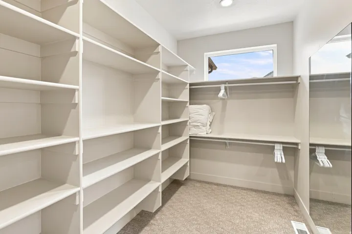 846 E 400 N, Salem, Utah 84653