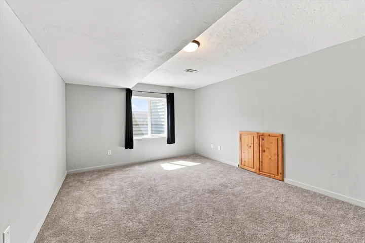 1396 S Lukas Ln, Saratoga Springs, Utah 84045