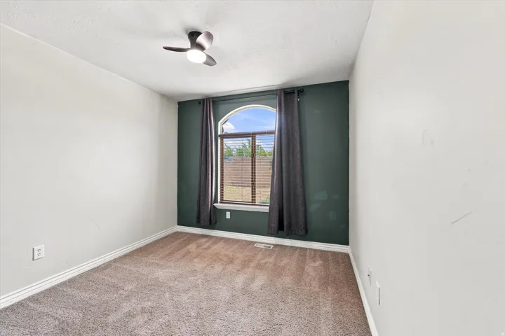1396 S Lukas Ln, Saratoga Springs, Utah 84045