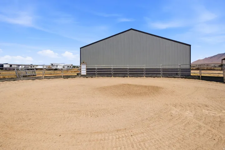 285 E Cimmarron Way, Erda, Utah 84074